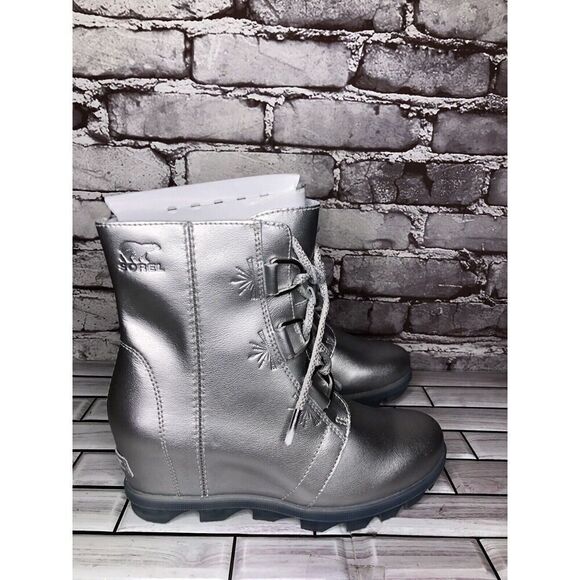 Sorel x Disney Joan of Arctic Metallic Silver Lace Wedge Frozen Boots Women 5/37 - Picture 2 of 16